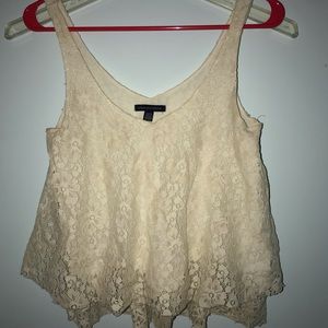 American Eagle lace flowy tank top! Size XS💛